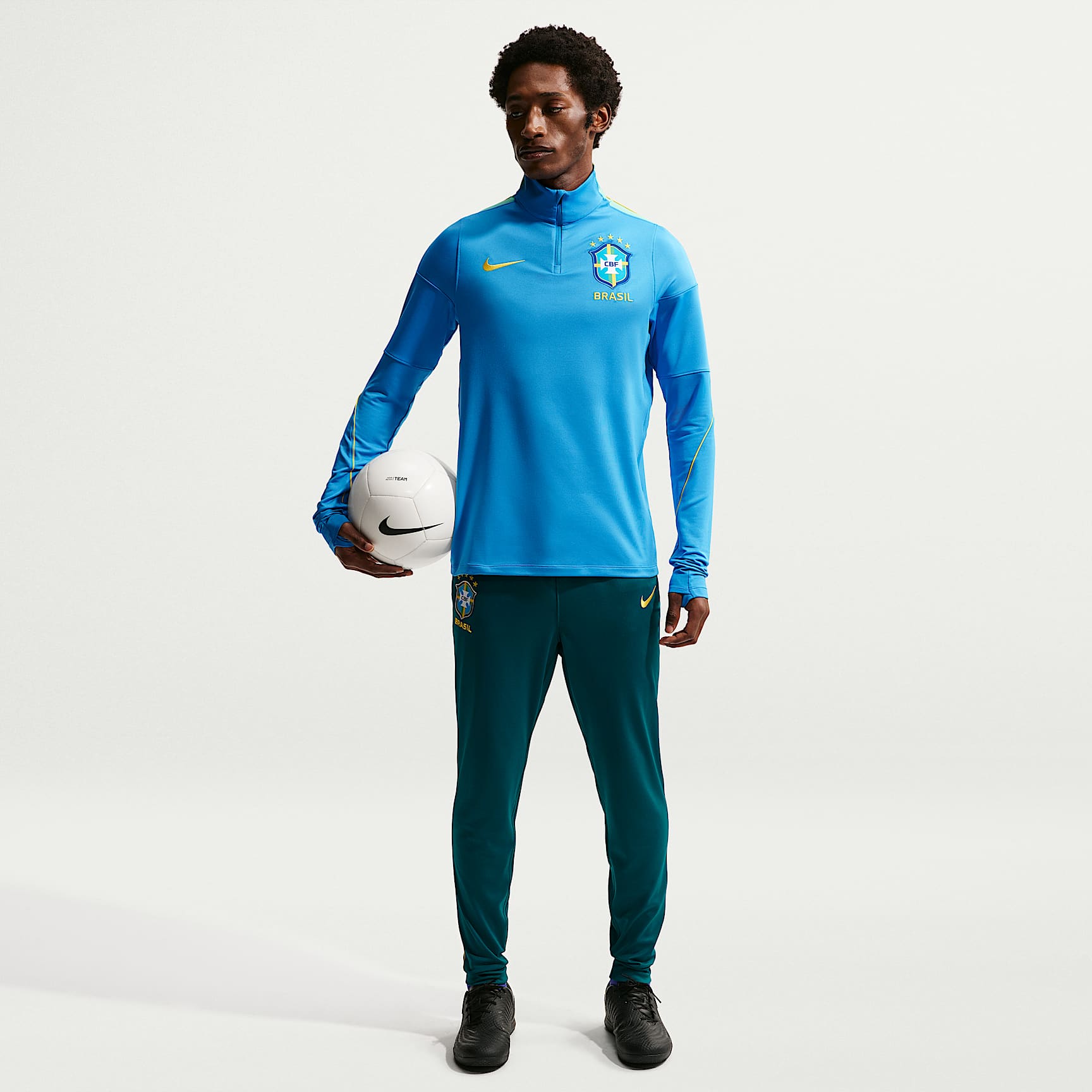 ・Nike JFAアカデミー　エンブレム付きフードジャージ 3XL Brazil Academy Pro Men's Nike Dri-FIT Football Tracksuit Bottoms